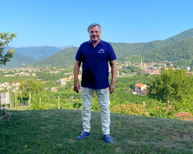 Benotto Luigino nel suo studio